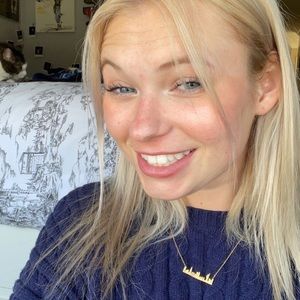 Meet your Posher, Elle